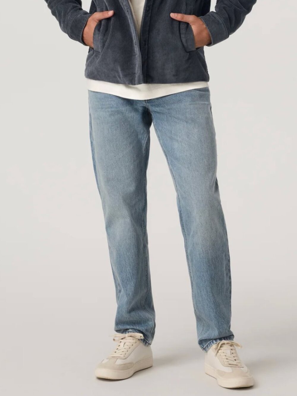 VUORI Inspired Vintage Jean Relaxed Fit V4036-30 size 36"